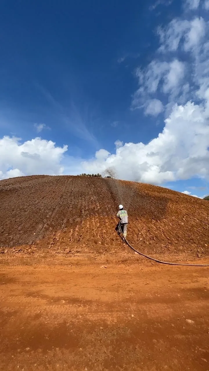 Hidrosemeadura com Biomanta — foto 5